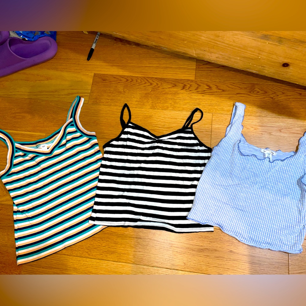 Tank top bundle of 3